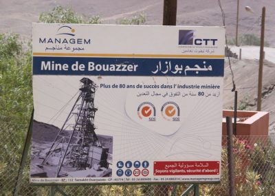 mine-bouazzer-panneau-route