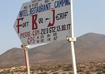 Sidi Ifni - Panneau indicateur de Fort Bou Jerif